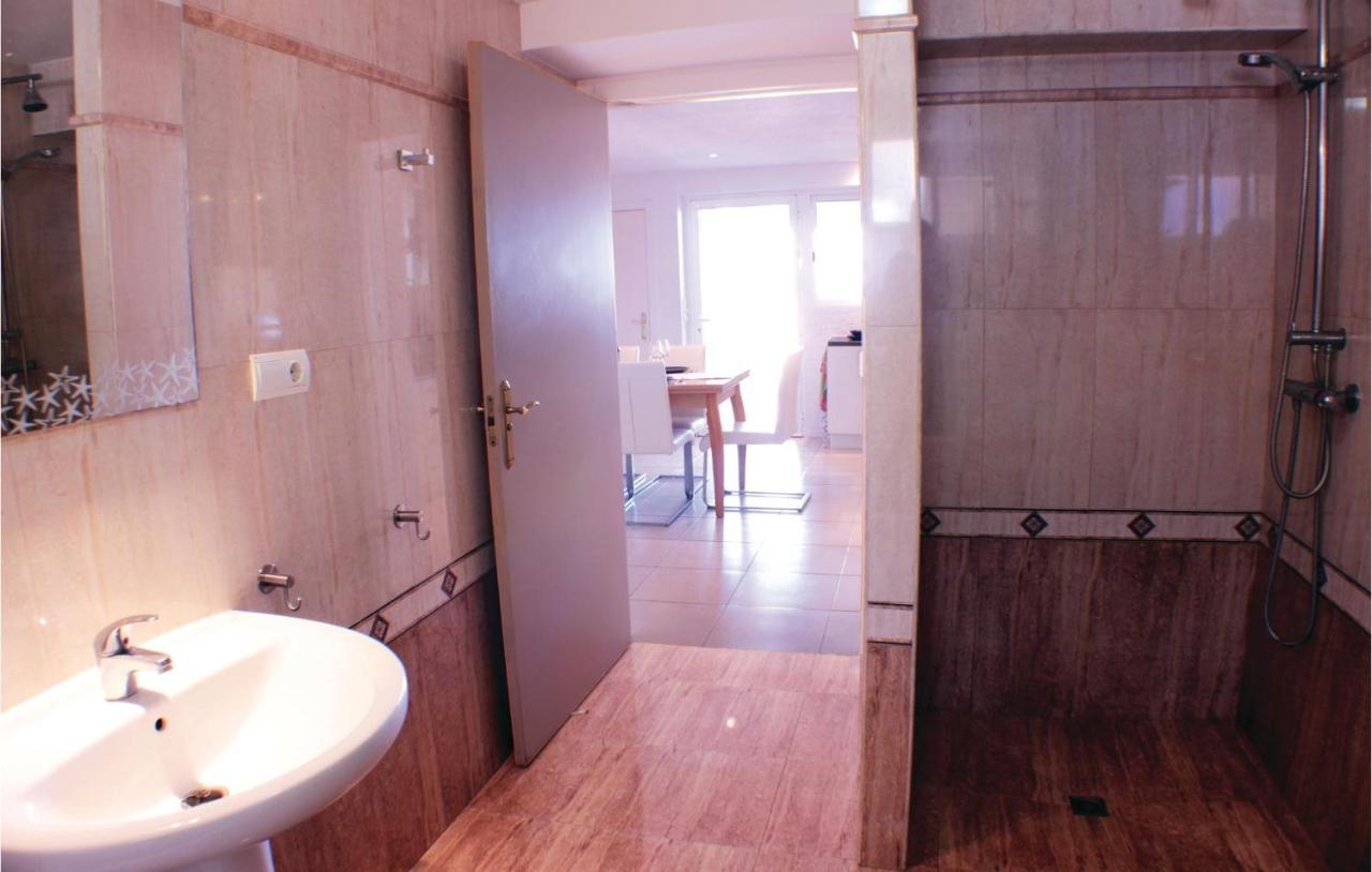 Beautiful Home In Gran Alacant With Kitchen Santa Pola Bagian luar foto