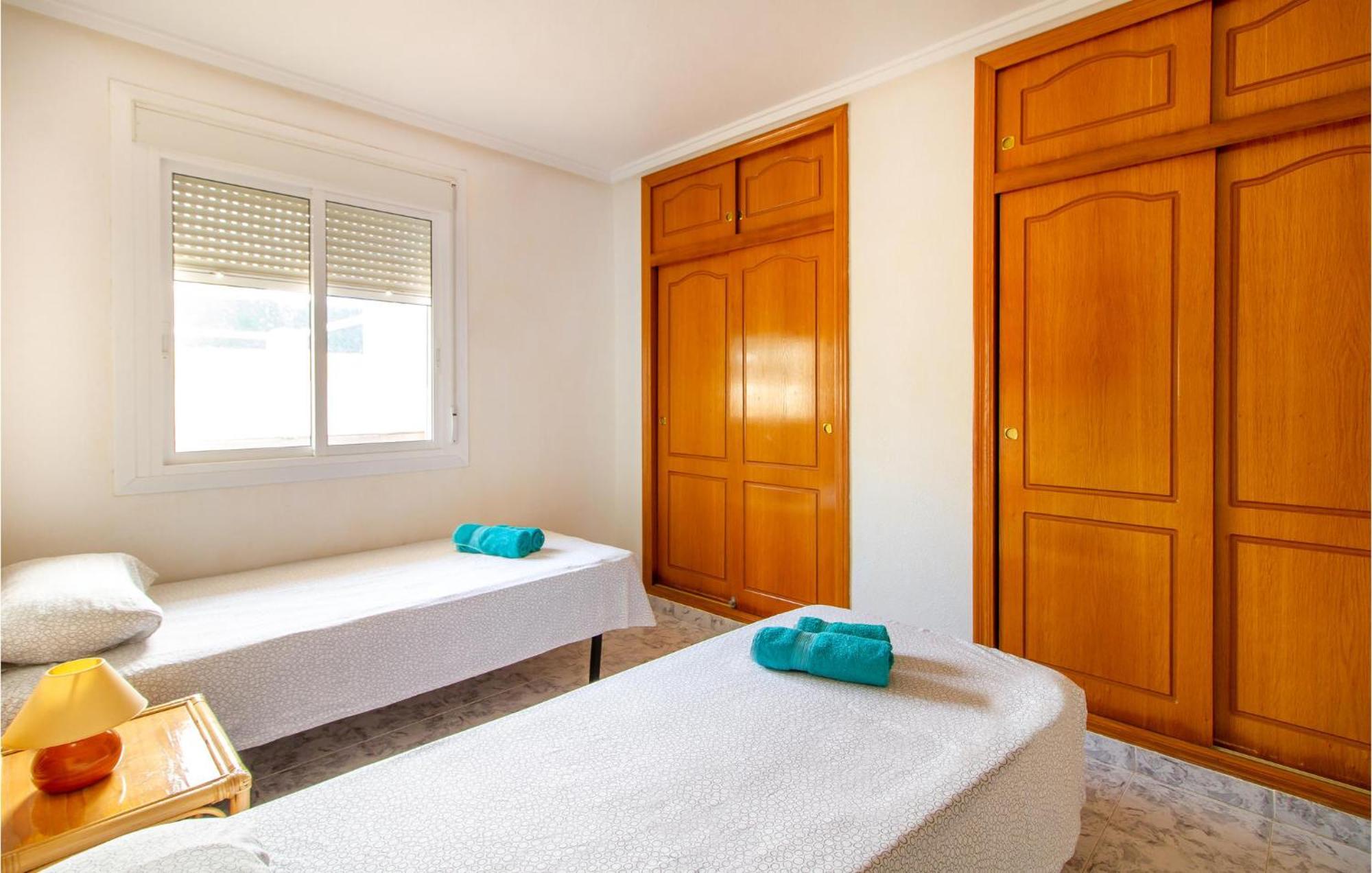 Beautiful Home In Gran Alacant With Kitchen Santa Pola Bagian luar foto
