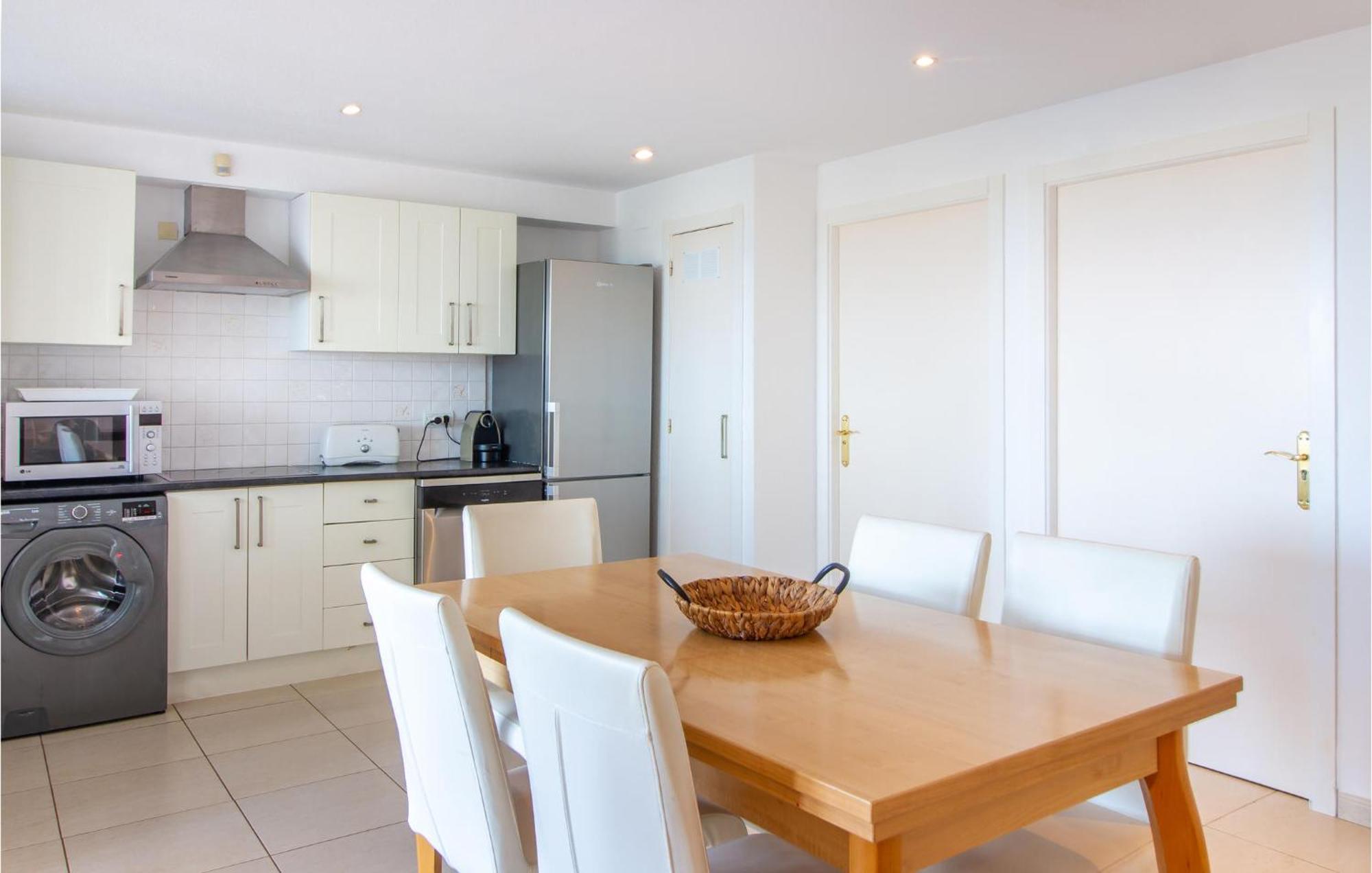 Beautiful Home In Gran Alacant With Kitchen Santa Pola Bagian luar foto