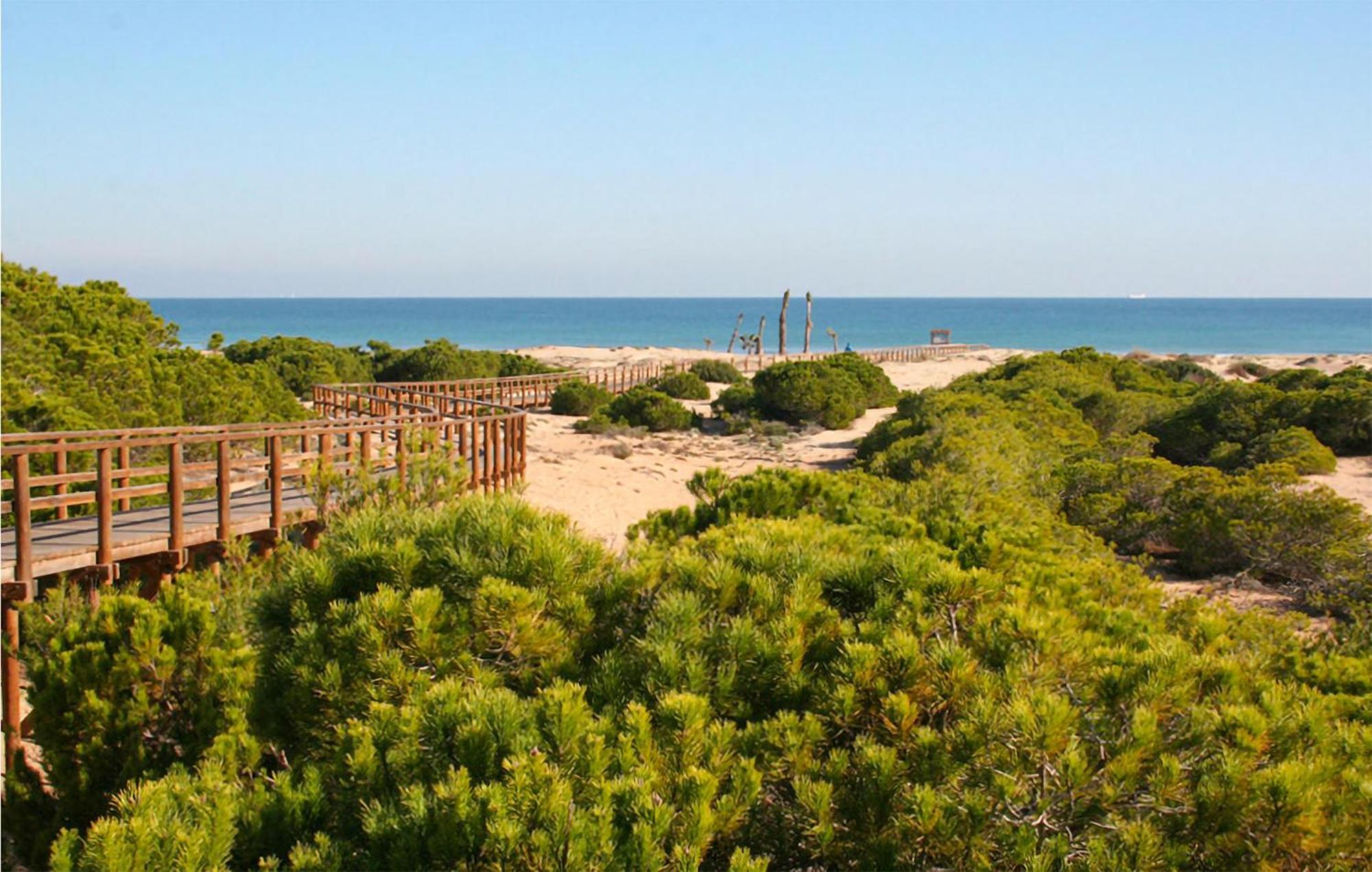 Beautiful Home In Gran Alacant With Kitchen Santa Pola Bagian luar foto