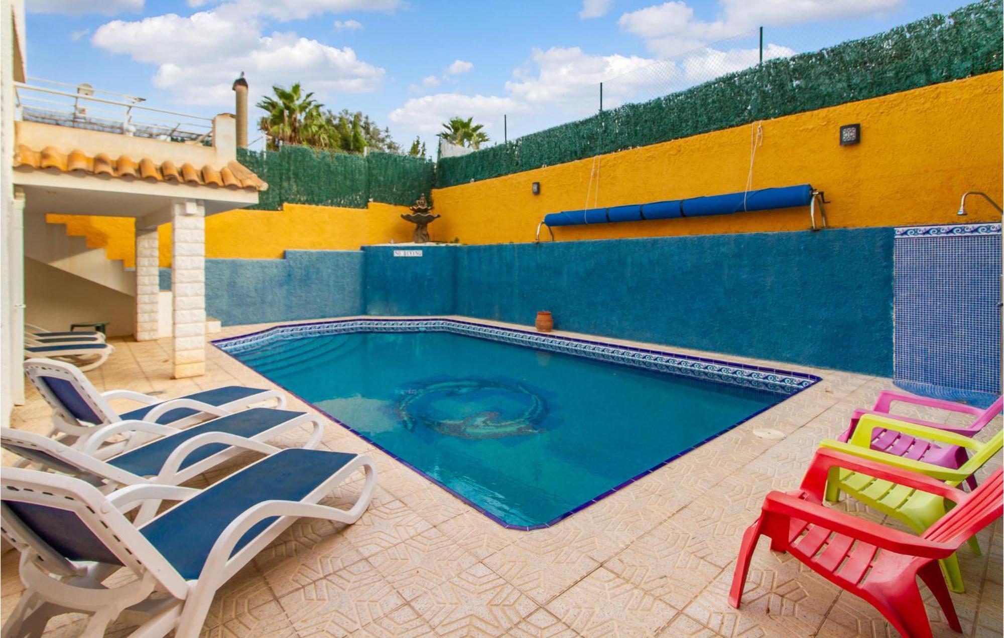 Beautiful Home In Gran Alacant With Kitchen Santa Pola Bagian luar foto